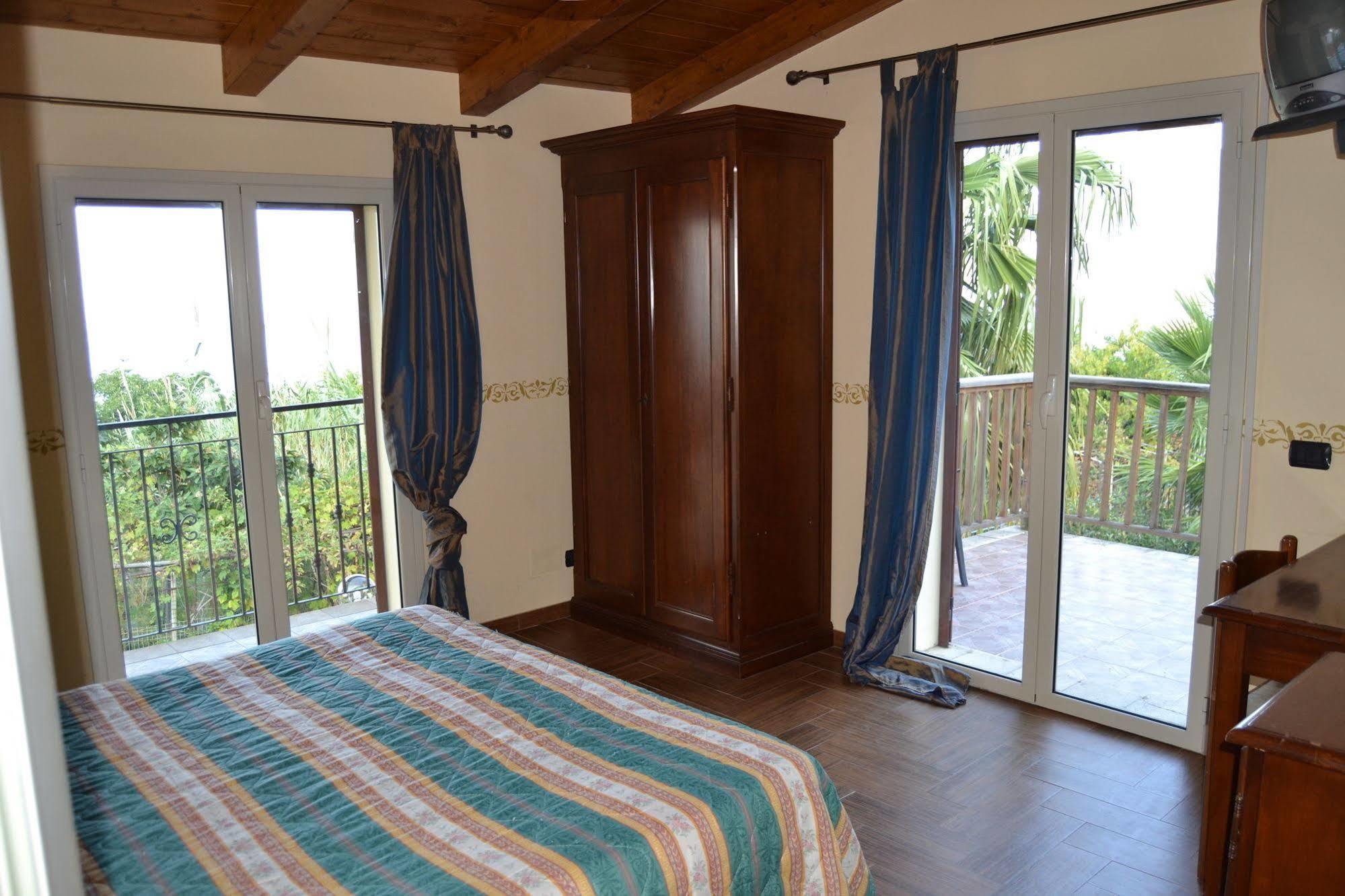B&B Villa Chianalea Scilla Exterior foto